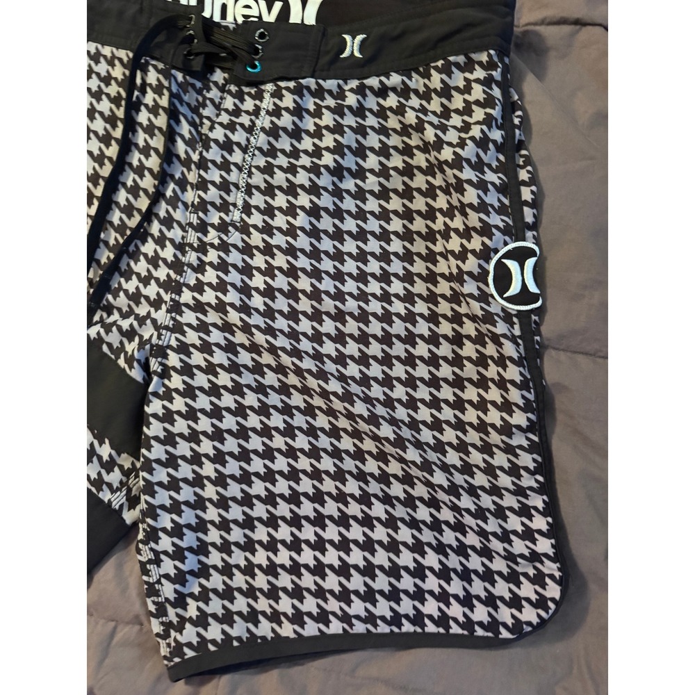 Hurley Phantom Board Shorts Mens 36 Black White Houndstooth Striped Swim Trunks - Picture 4 of 10